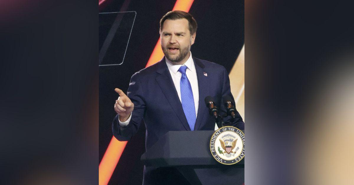 image of William Defoor was allegedly attempting to break in to the Vance home. 