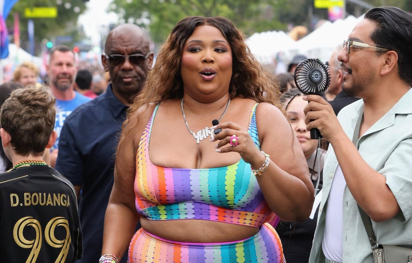 lizzo wont stop fighting sexual harassment overtime lawsuits