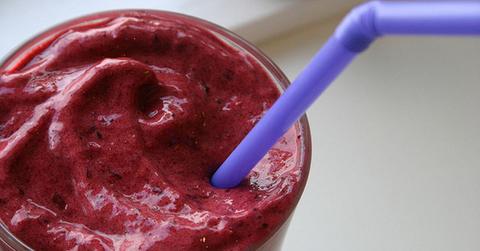 2377137168_6d6a05efc1_z