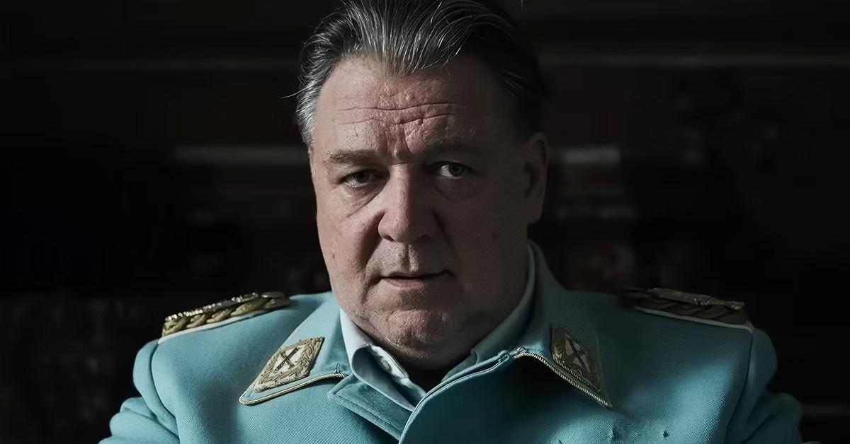 Image of Russell Crowe stars in 'Nuremburg.'