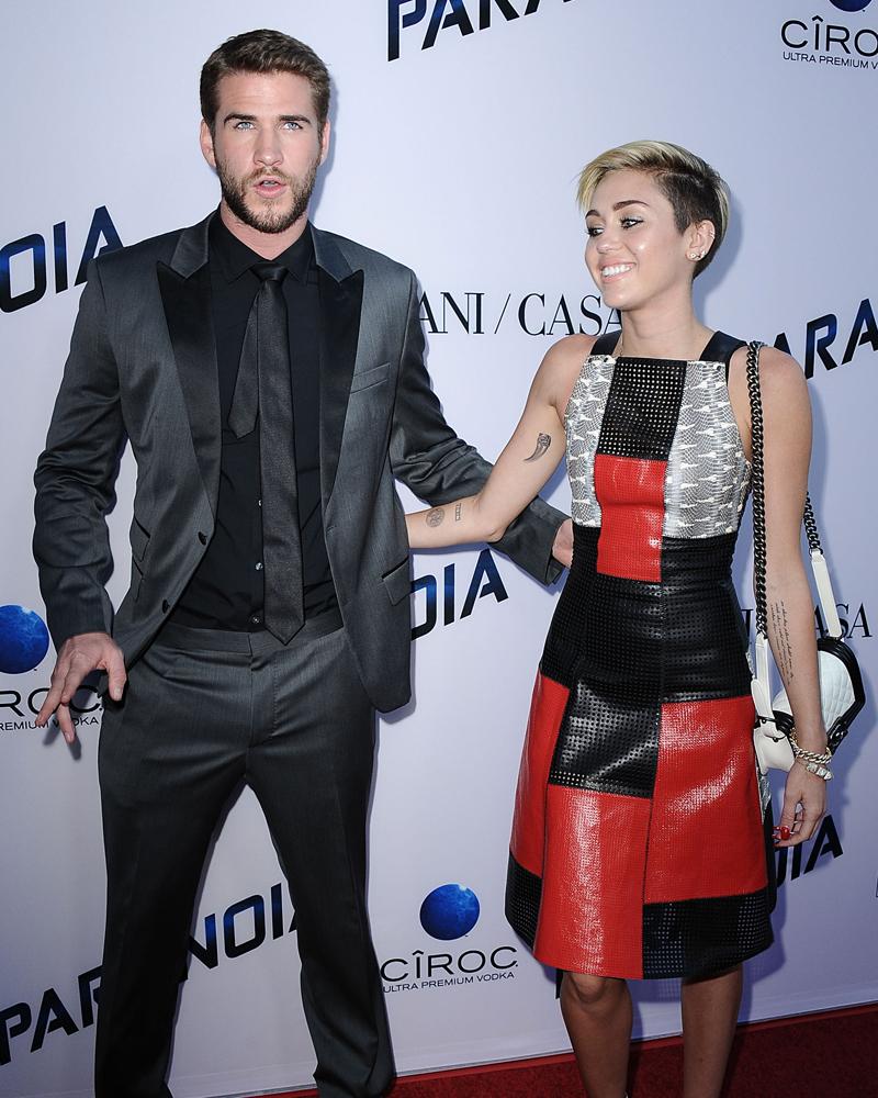 miley cyrus liam hemsworth engaged back together