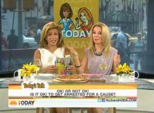 2011__09__Kathie Lee Gifford Hoda Kotb Sept15ne 300&#215;221.jpg