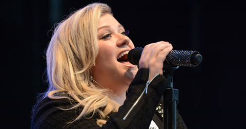 Kelly clarkson pregnant 05