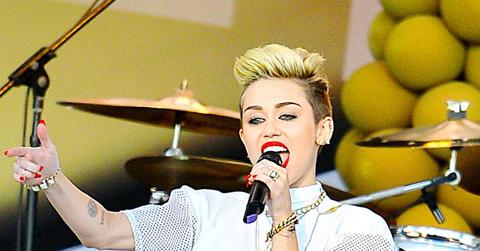 Miley Cyrus Cropped White Tee GMA