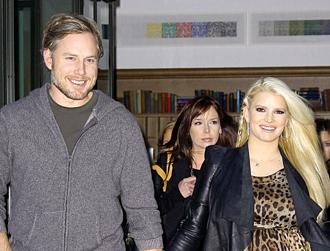 Jessica simpson may24.jpg