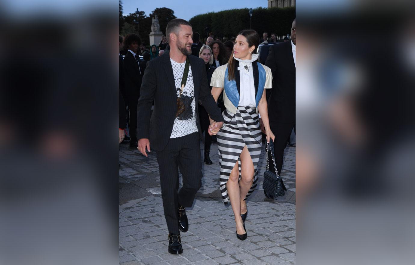 Justin Timberlake and Jessica Biel are couple goals as they pose in wild  looks 👀at the Louis Vuitton men's runway show in Paris🕶💫