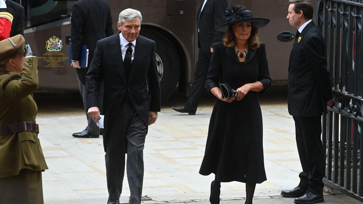 image of Carole and Michael Middleton 