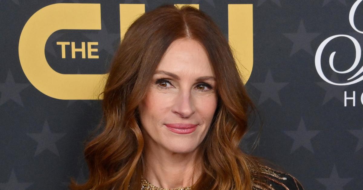 Why has Julia Roberts waited 20 years to star in another romcom