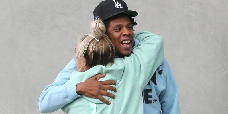 jay-z-hug-pp