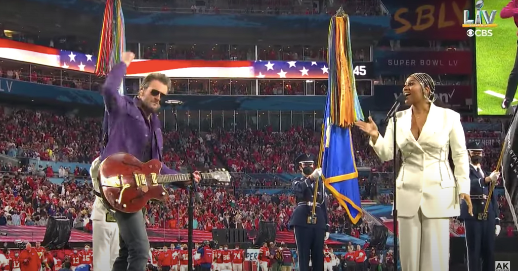 who sang the national anthem at the super bowl 2021 who sang the national anthem at the super bowl 2021