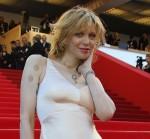 2011__06__Courtney_Love_June292 150×139.jpg