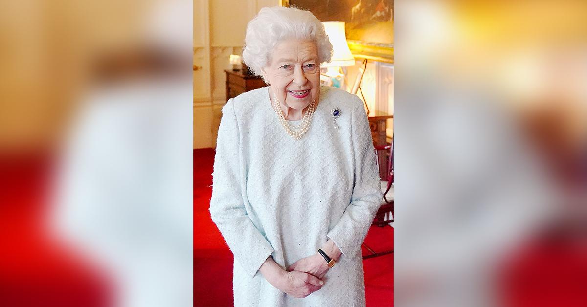 frail queen elizabeth ii confined to wheelchair pp