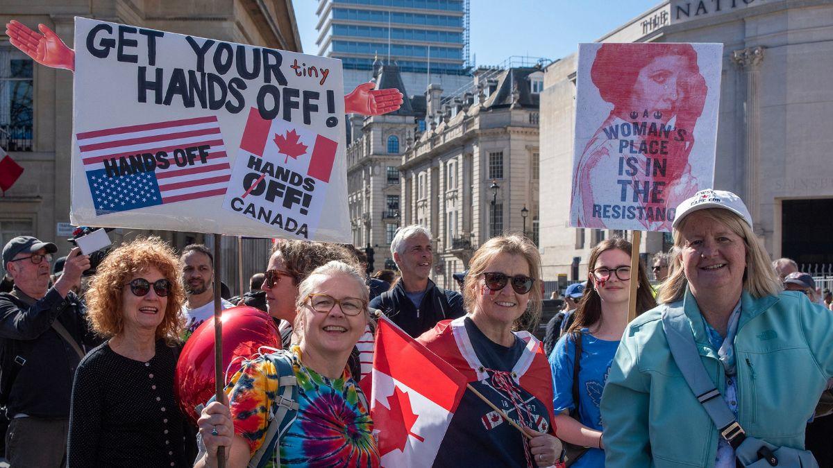 image of People around the world have been protesting the U.S.' efforts to obtain Greenland.