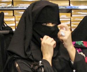 2011__10__Kim Kardashian Burka Dubai Oct14newsbt 300×300.jpg
