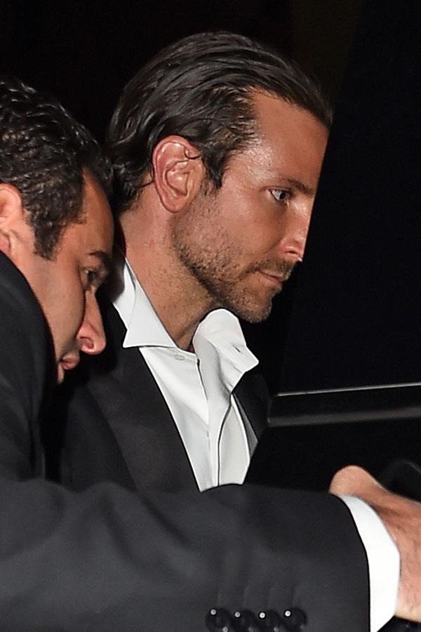 Leonardo dicaprio bradley cooper met gala after party akm 01