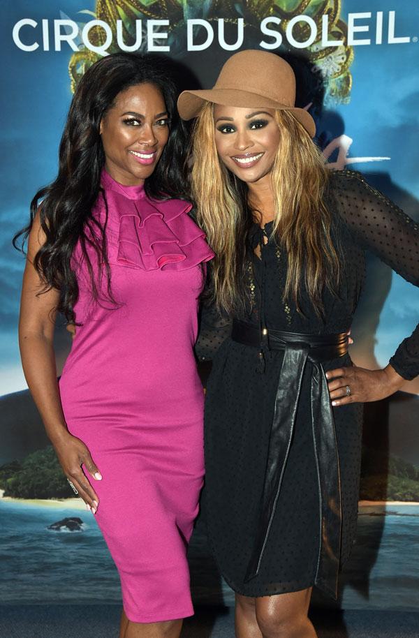 Kenya moore disses porsha williams