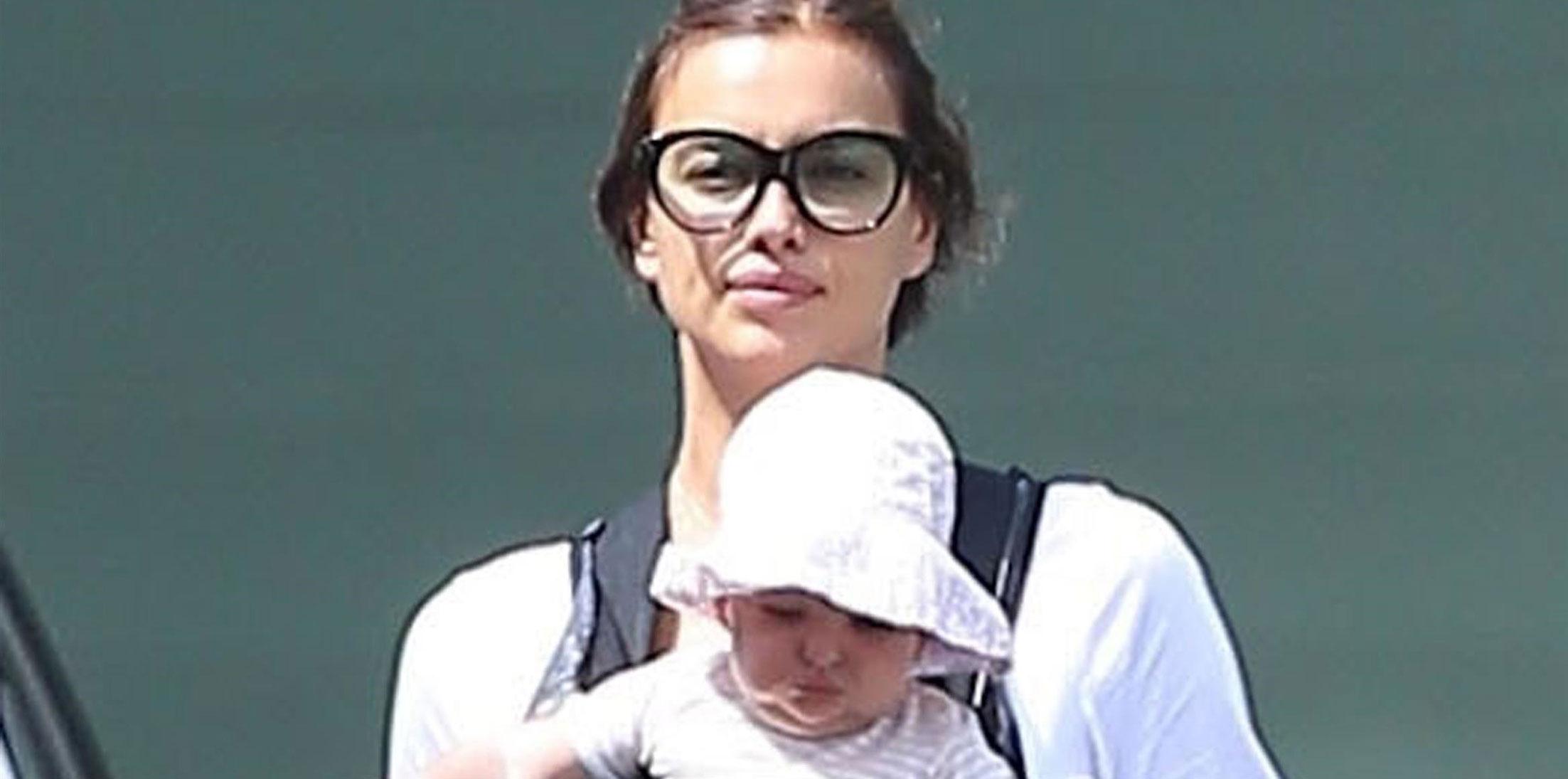 Irina shayk baby wide