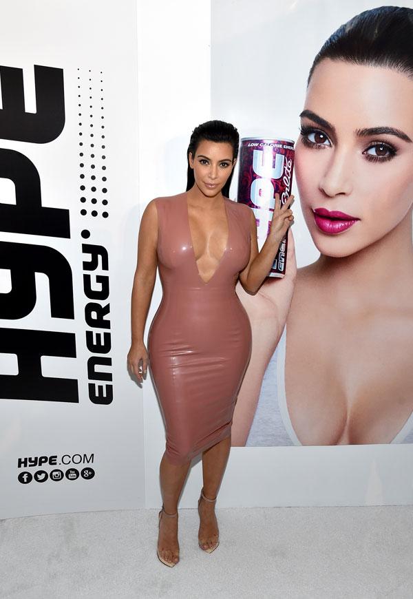 Kim kardashian latex dress 06