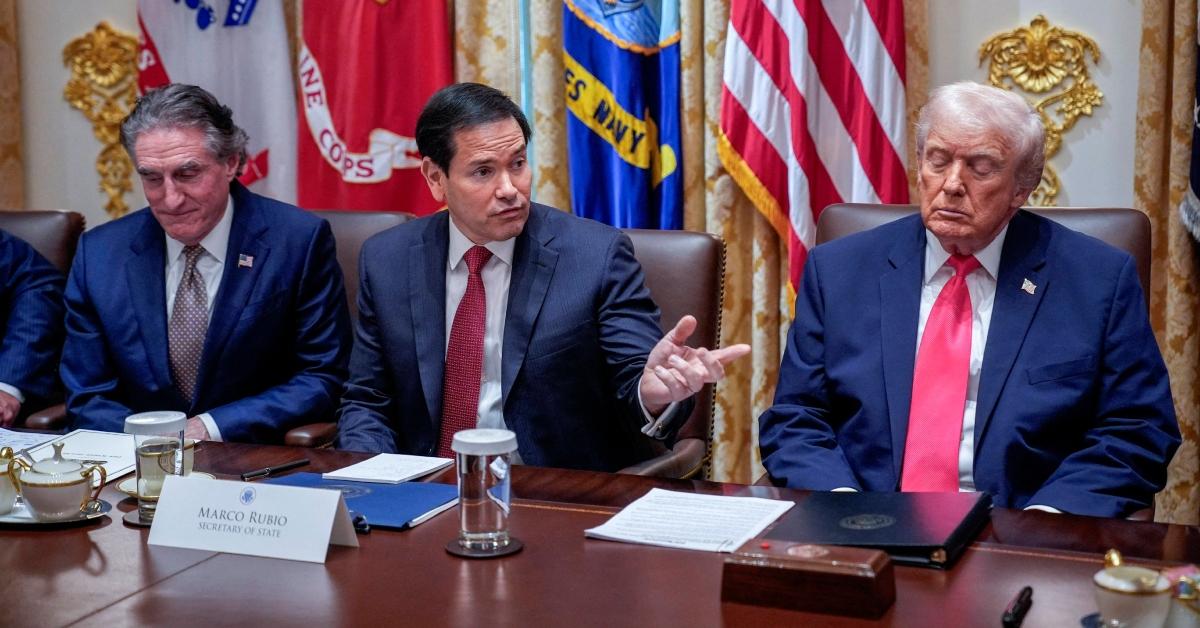 Photo of Prior to nodding off at the meeting, the POTUS claimed, 'I'm sharper than I was 25 years ago.'