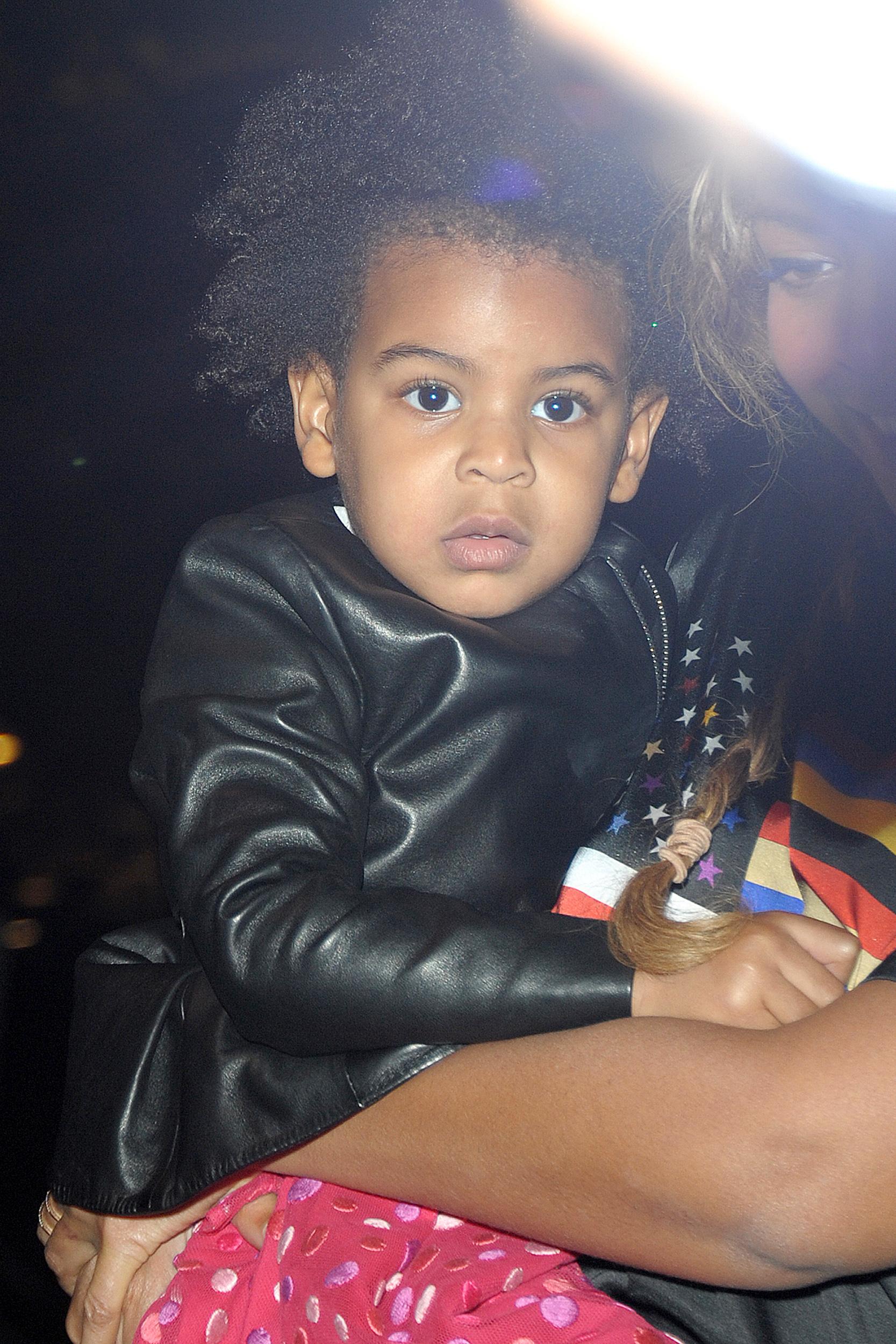 Beyonce and Jay Z have a family day with Blue Ivy in Paris **USA ONLY**