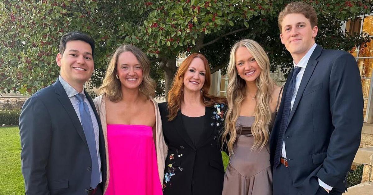 Ree Drummond ,Alex Drummond, Paige Drummond, Mauricio Scott and David Andersen.