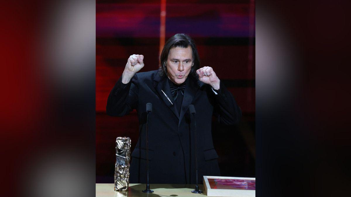 Image of Jim Carrey was accused of having plastic surgery.