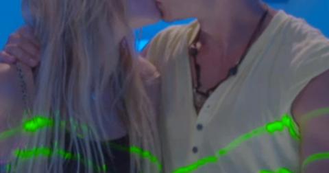 7 Tips For Dating On A Reality Show According To The Cast Of Mtv S Are You The One Season 2