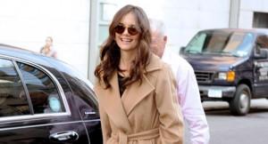 2011__03__katie_holmes_march16_6061 300×162.jpg