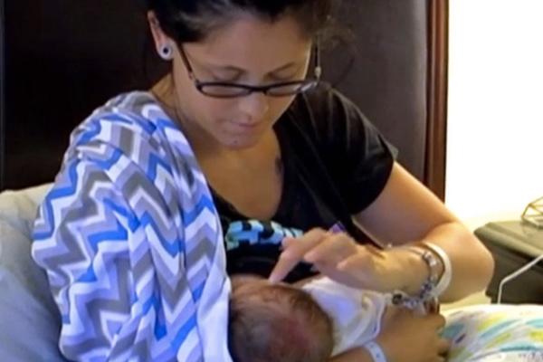 Jenelle evans breastfeeding