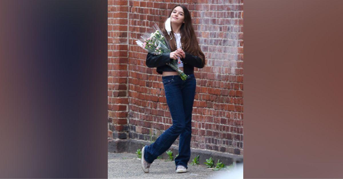 suri katie holmes daughter spotted nyc