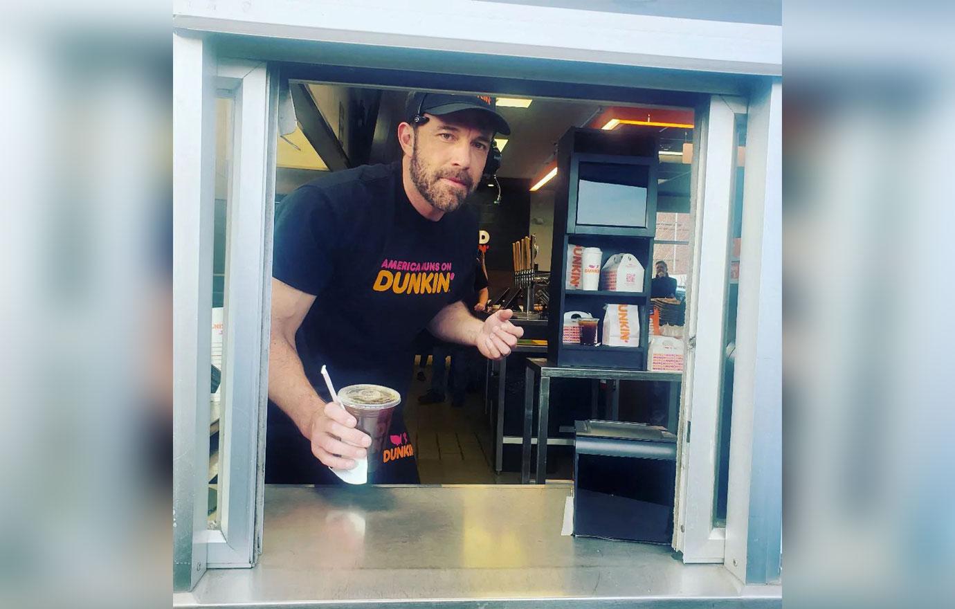 ben affleck jennifer lopez cozy filming dunkin commercial