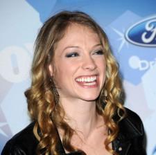 2010__04__didi_benami_americanidol_april1news 225×224.jpg