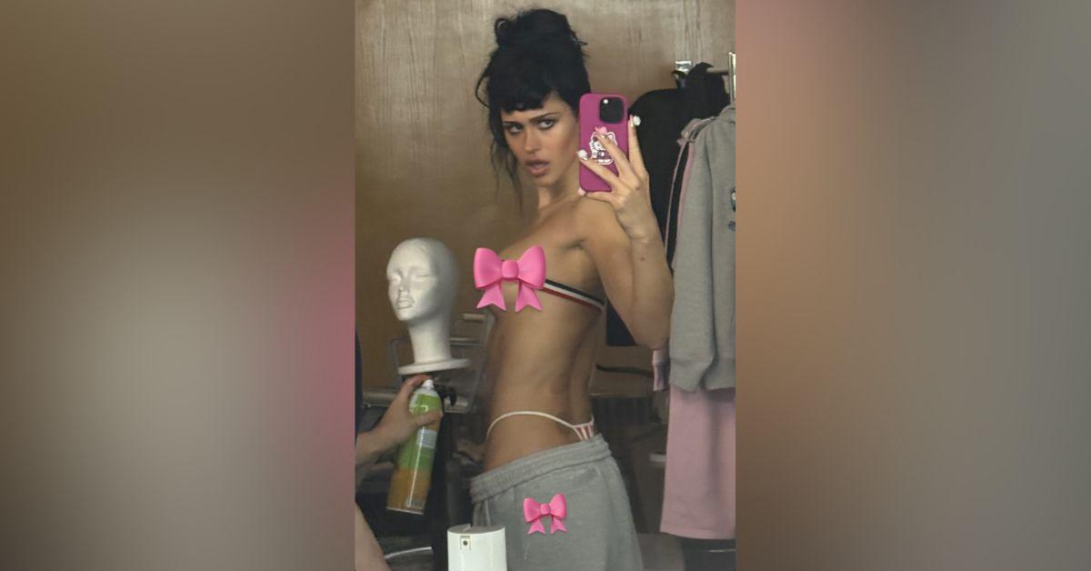 Image of Amelia Gray Hamlin frequently goes topless online.