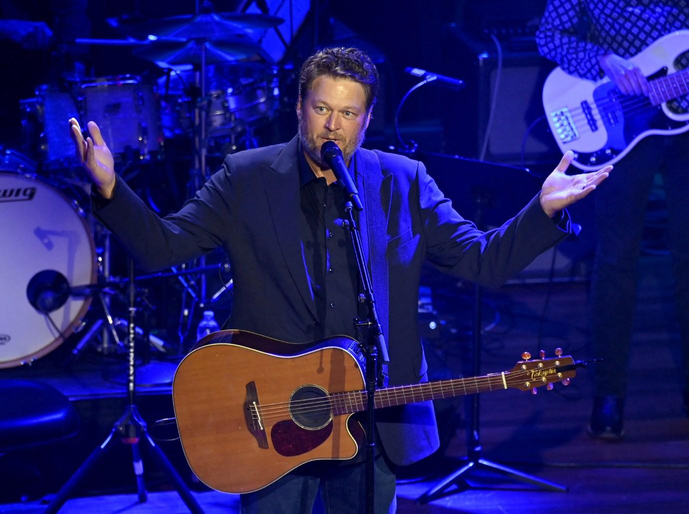 blake shelton may not stick surprising new years resolution