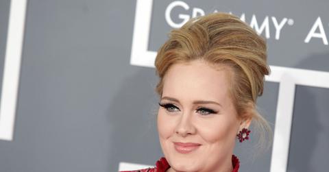 Adele Suffering From Stage Fright