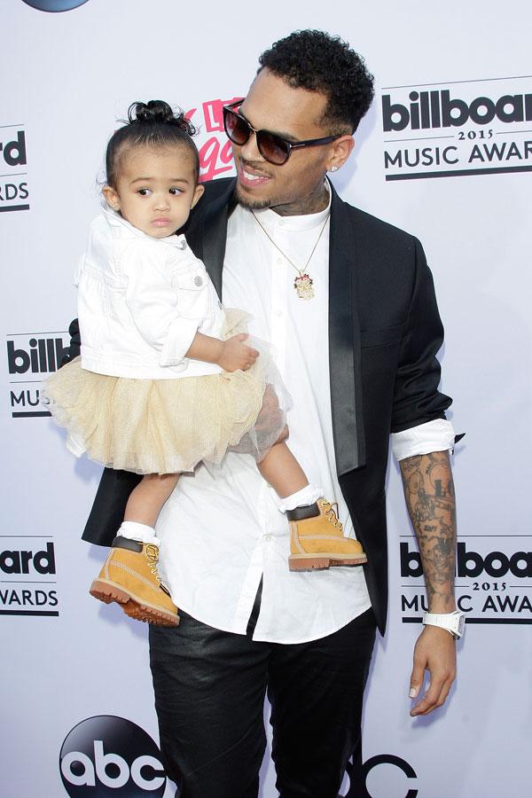 Chris brown royalty billboard awards1