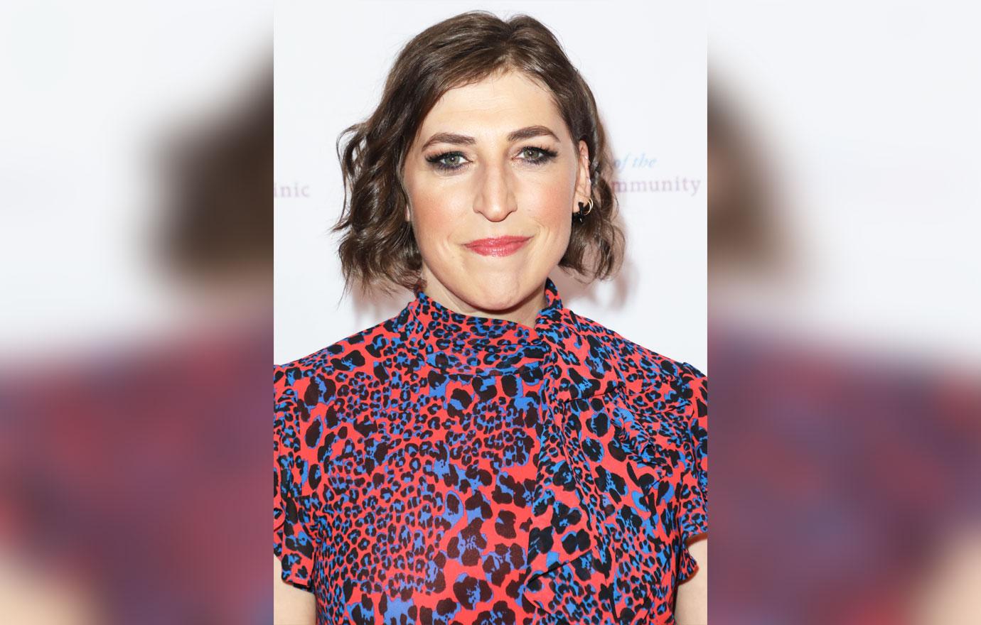 mayim bialik isnt fitting into jeopardy work culture