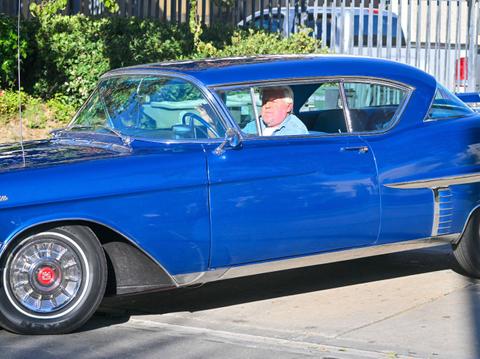 jay leno reveals if still fixes cars after gasoline fire