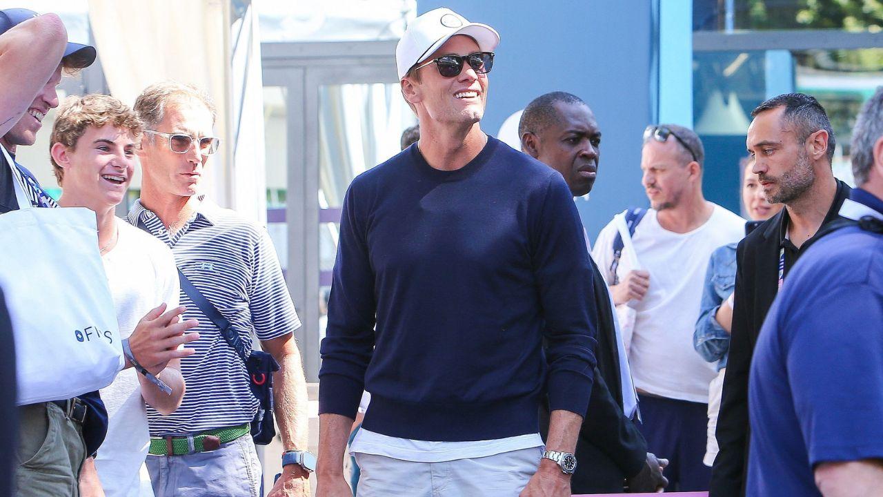Image of Tom Brady shared a close-up look at his orange sapphire Rolex.