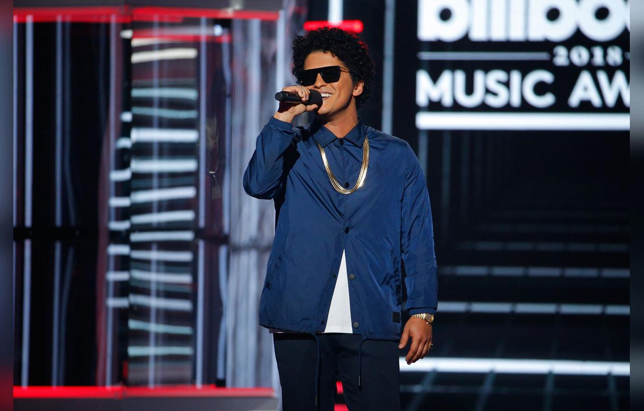 Bruno Mars ‘hires’ Ed Sheeran To Sing Happy Birthday To Him