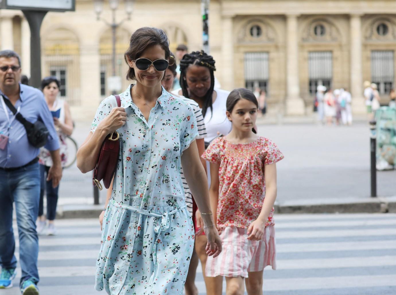 katie holmes daughter suri cruise