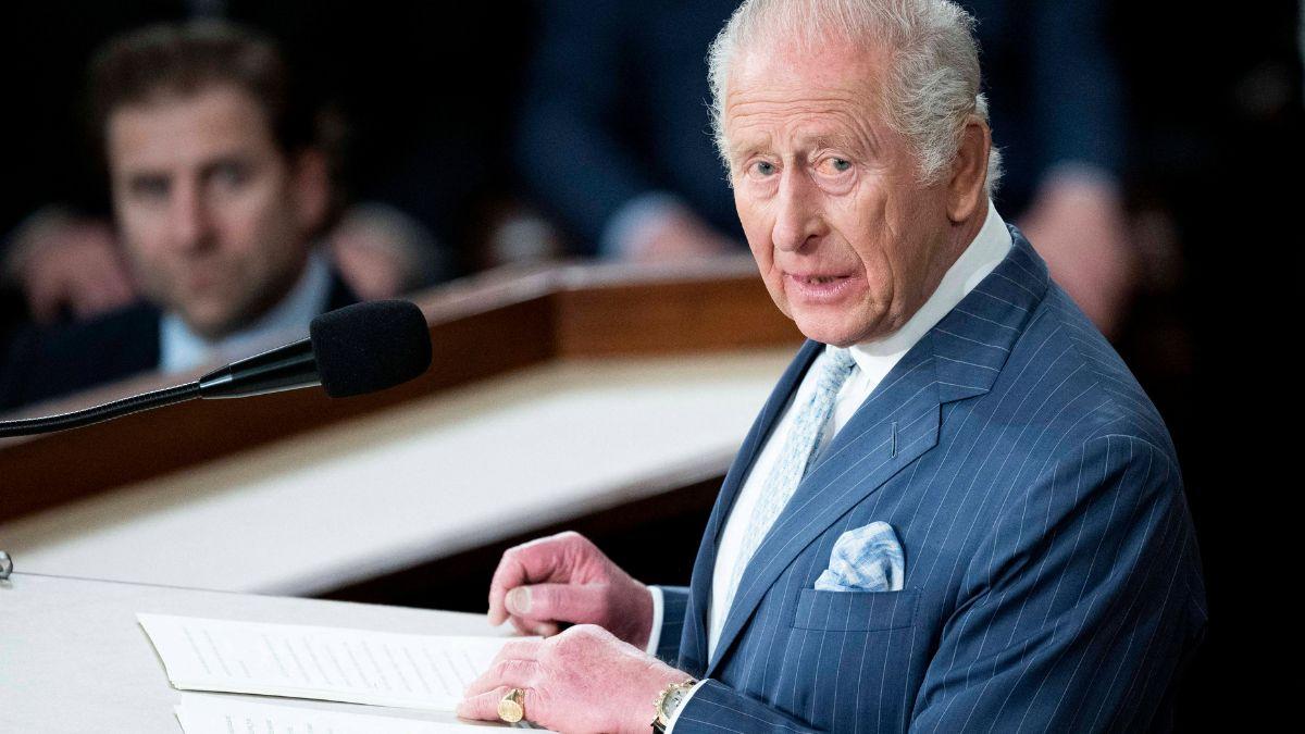 image of There are strict written rules for the royal family. 