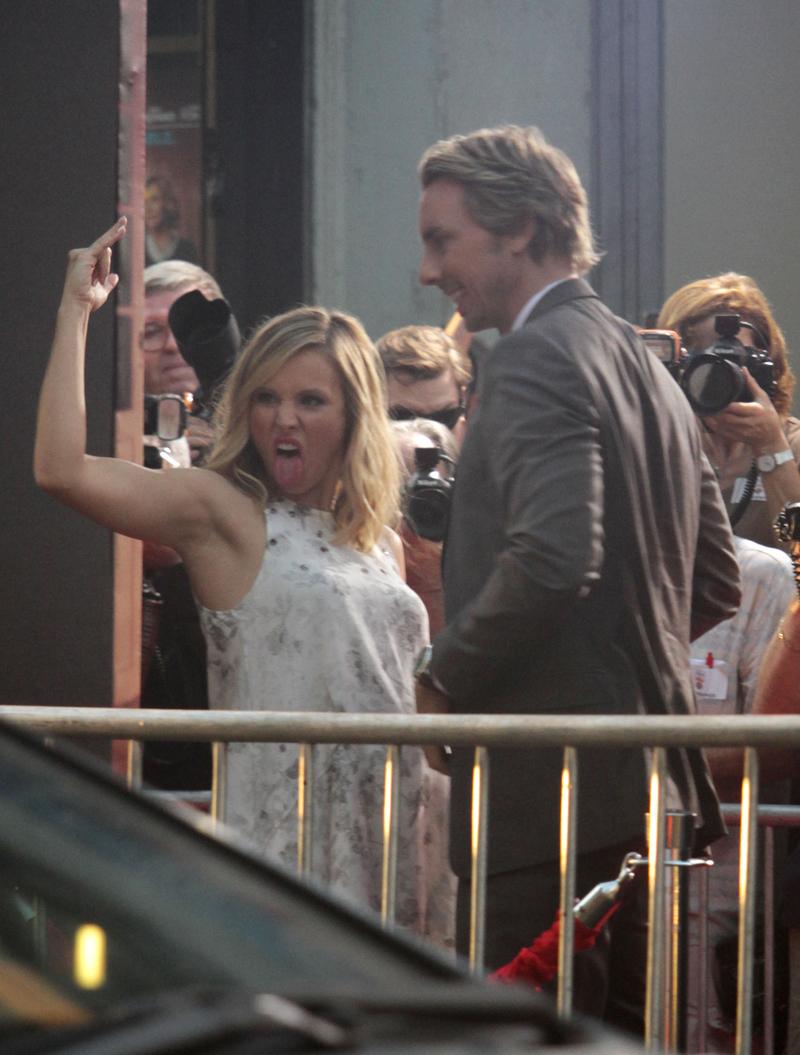 kristen bell dax shepard wedding photos