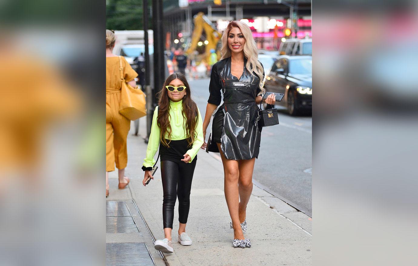 farrah-abraham-daughter-sophia-instagram-video-slammed-by-fans-inappropriate