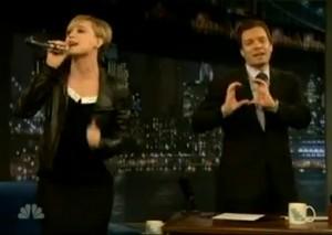 2011__10__Evan Rachel Wood Late Night Oct6ne 300×213.jpg