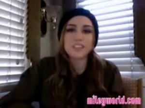 2011__01__Miley_Cyrus_Jan27newsnea 300×222.jpg