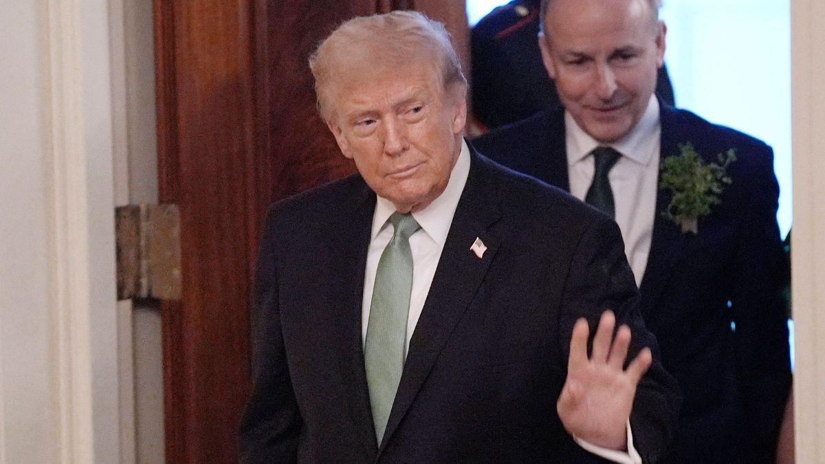 Photo of Donald Trump previously called Joe Kent a 'strong guy.'