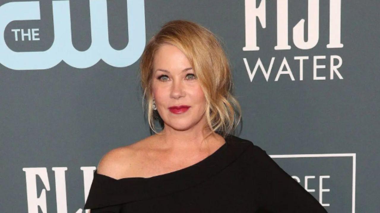 Image of Christina Applegate was misdiagnoised with MS.