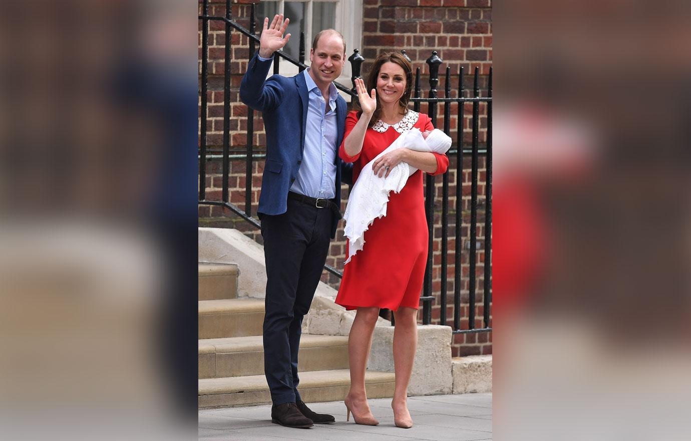 Catherine, Duchess of Cambridge and husband, Prince William pictured with their 3rd child leaving St. Mary&#8217;s Hospital