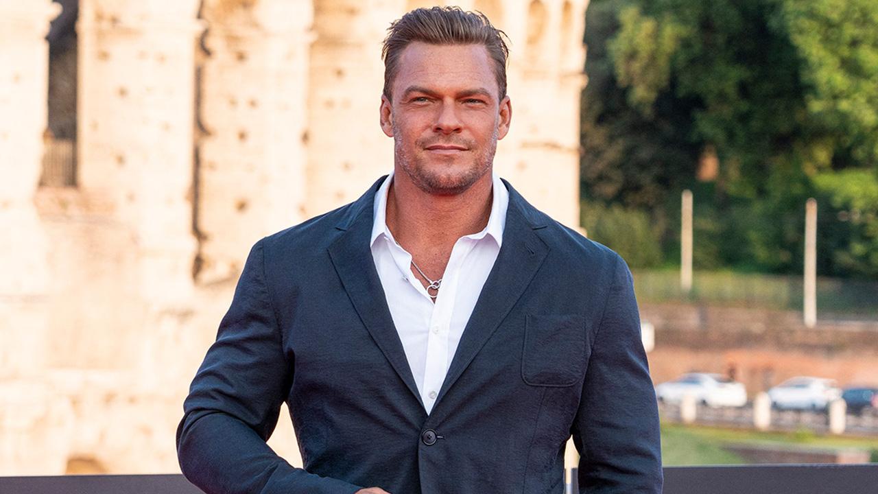 Alan Ritchson